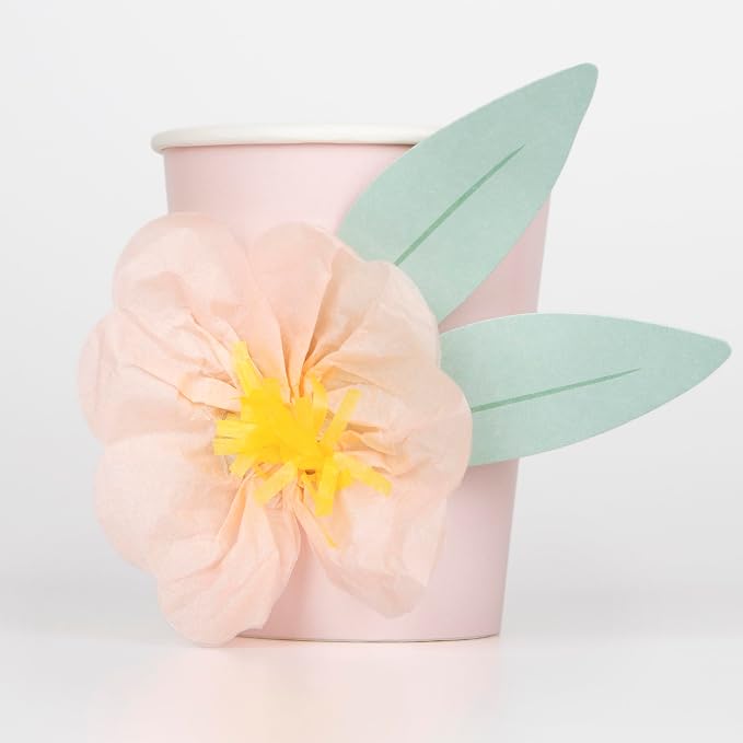 Meri Meri Vasos 3D para fiesta de Pascua (paquete de 8), tazas de Pascua desechables en forma de flor, tamaño para niños y adultos, ideales para bebidas frías o calientes, capacidad de 9 onzas, papel