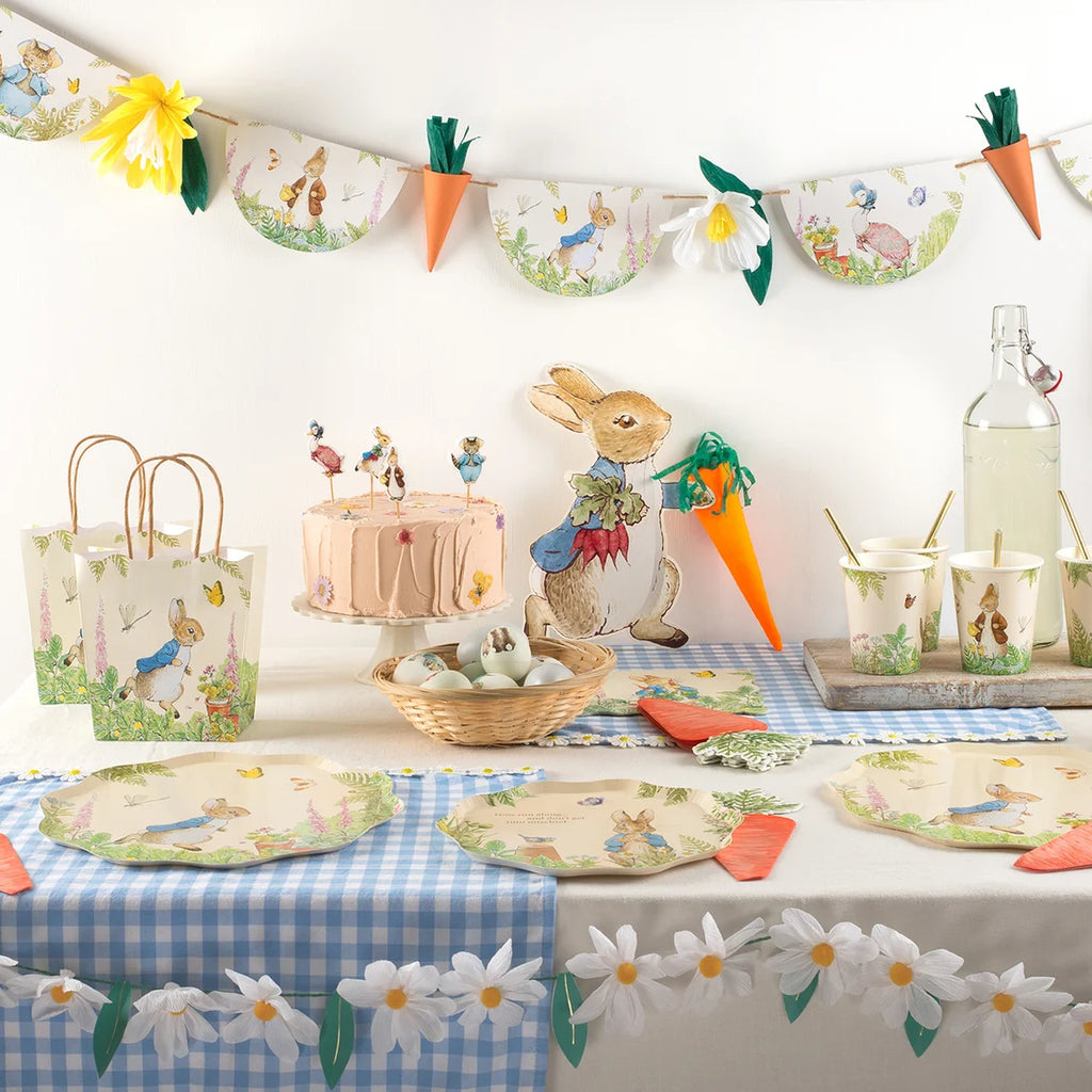 Peter Rabbit ™ en la guirnalda del jardín